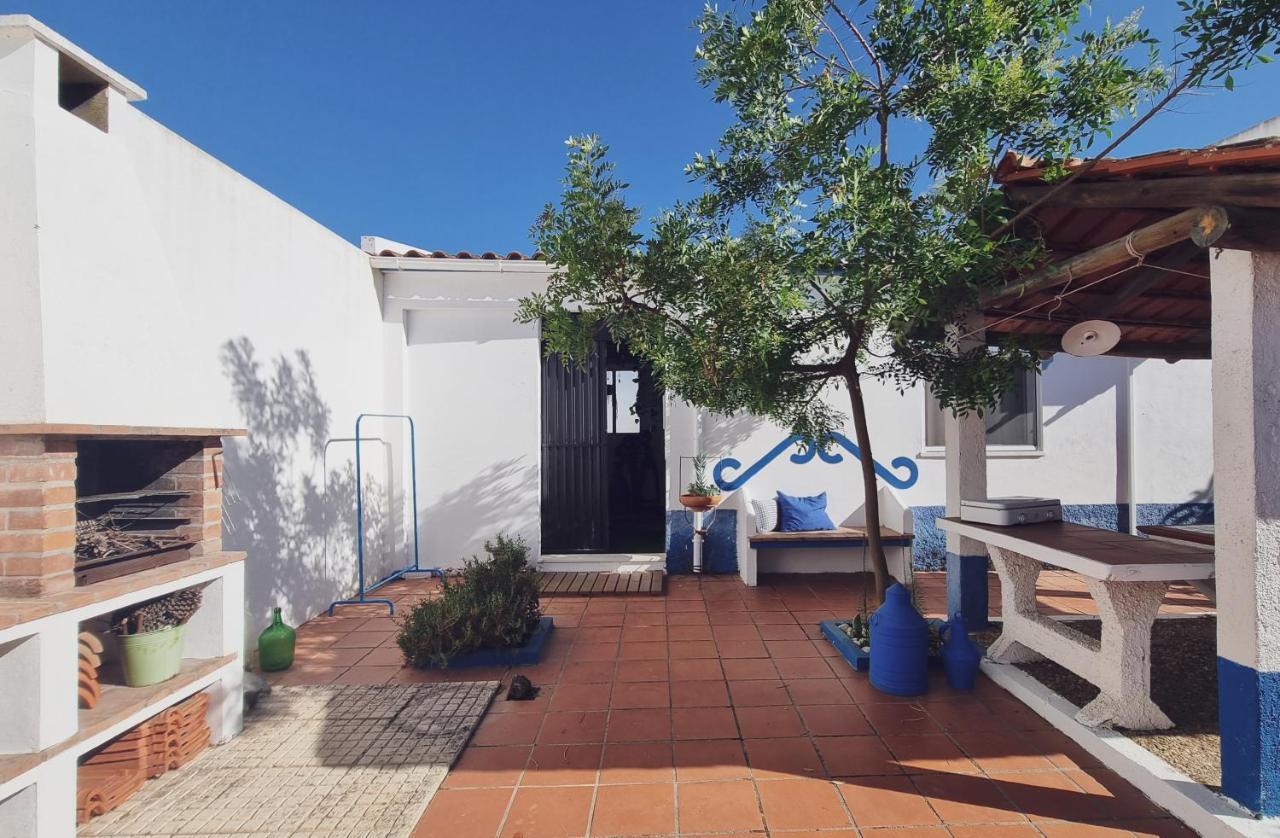 Quintinha Do Sal - Casa Das Flores Alcácer do Sal Eksteriør billede